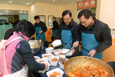 사랑의 반찬봉사 활동 실시